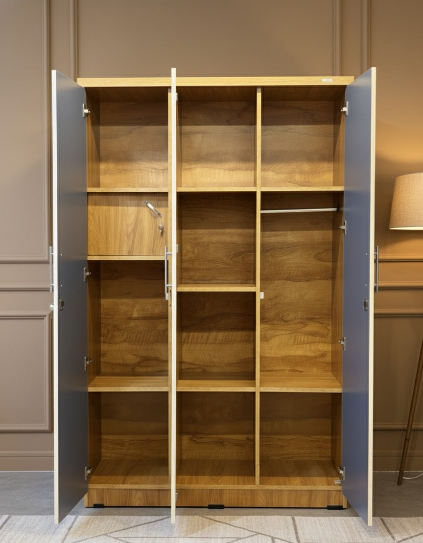 WARDROBE 3 DOOR PLAIN UV 76X17X47 MW 205 2422